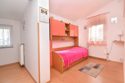 Affascinante Casa Familiare con Cortile Privato vicino a Parenzo 17