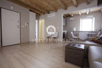 Building with 4 completely renovated apartments 16
