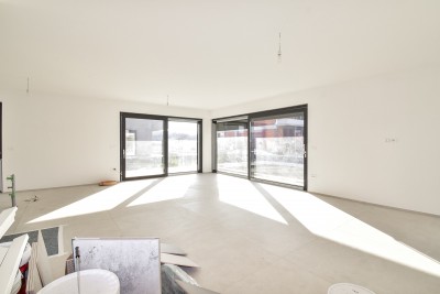 Moderna vila s štirimi spalnicami, le 3 km od središča Poreča - v fazi gradnje 5