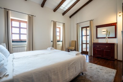 Šarmantna istarska vila s bazenom i mediteranskim vrtom 22