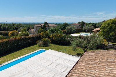 Charmante Steinvilla mit Pool und Panoramablick auf das Meer 5