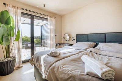 U blizini Poreča – moderna vila s bazenom i luksuznim uređenjem 23