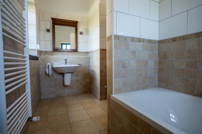 Istarska vila s bazenom, terasama i pogledom na more 38