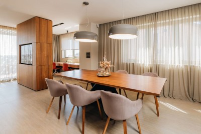 Novigrad – Luksuzni penthouse s terasom i pogledom na more