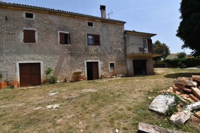 Istrian property with two houses and a lot of potential 16