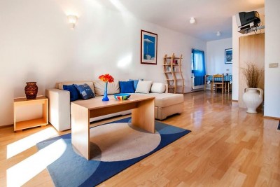 Immobilie für Investoren: Apartmenthaus in Poreč mit 5 Wohnungen mit Blick auf das Meer und die Natur 12