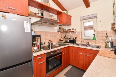 Accogliente casa bifamiliare con giardino privato e molta privacy ai margini del paese 10