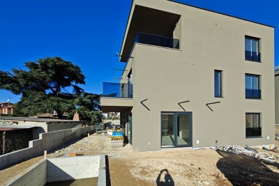 Moderno appartamento di lusso a due piani con piscina e vista mare - nella fase di costruzione 7
