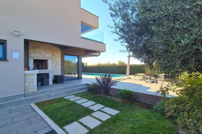 Luksuzna vila 600 m od mora 27