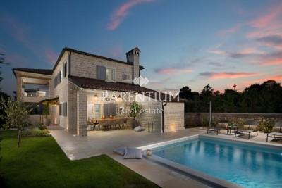 Luxury Villa in beautiful surroundings 28