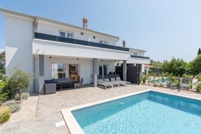 Modernes, komplett eingerichtetes Haus mit Pool, 3 km von Poreč entfernt 3