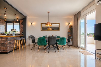 Novigrad – Penthouse s krovnom terasom i pogledom na more 8