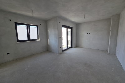 Poreč stan novogradnja 2S+DB, 1.5 km od mora, terasa, parking, podno grijanje - u izgradnji 5