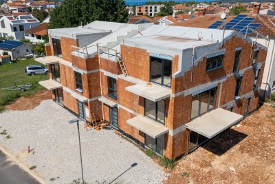 Großzügige Wohnung im 2. Stock – 500 m vom Meer entfernt - in Bau 5