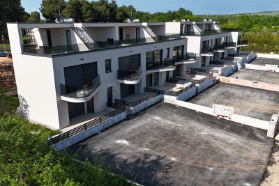 Jedinstveni stan sa krovnom terasom i panoramskim pogledom 2