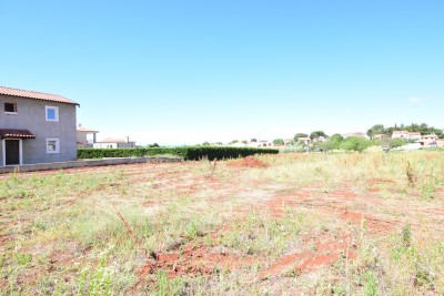 Attractive building plot with sea view 15