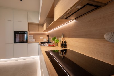 Casa familiare con ampio terreno edificabile in una zona tranquilla vicino a Parenzo 13