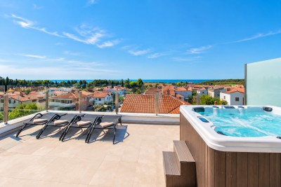 Novigrad – Penthouse s krovnom terasom i pogledom na more 34