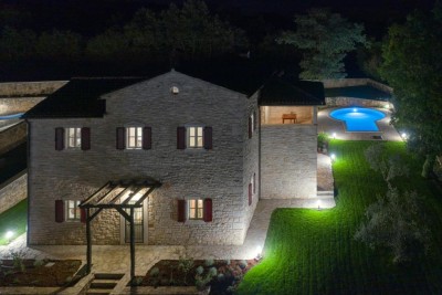 Poreč area – charming stone villa with pool 24