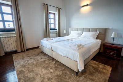 Istarska vila s pogledom na more i velikom okućnicom 8