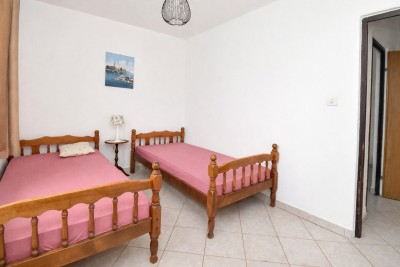 Šarmantna kamena kuća s pomoćnim objektom na prostranom zemljištu 20