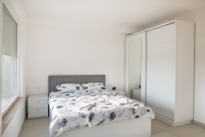 Umag – Moderna vila s bazenom i pogledom na more 10