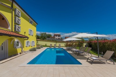 Comfortable apartment house with pool near Porec 4