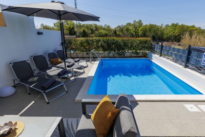 Poreč okolica | Moderna vila s bazenom i krovnom terasom | 168 m² | Novogradnja 2023 4