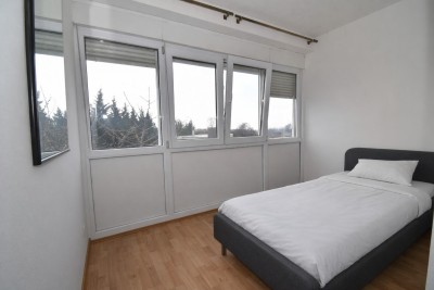 Poreč okolica – Stan 47 m² s parkirnim mjestom, mogućnost 2 spavaće sobe 8