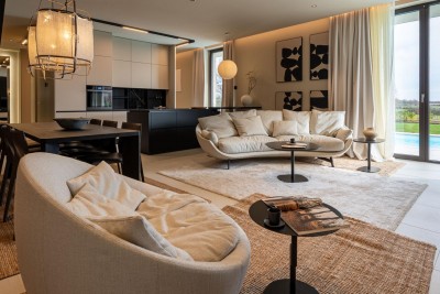 Villa di lusso con piscina e vista panoramica sul mare 7