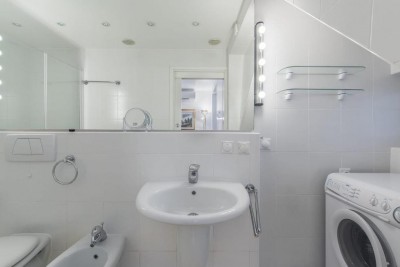 Novigrad okolica, kuća u nizu 300m od mora 11