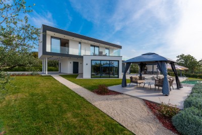 Villa di lusso esclusiva con piscina e comfort di alto livello 36