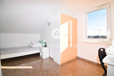 A beautiful apartment 500m from the sea with a terrace and an enchanting view 6