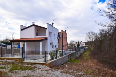 Modern semi-detached house with swimming pool in the vicinity of Poreč 4