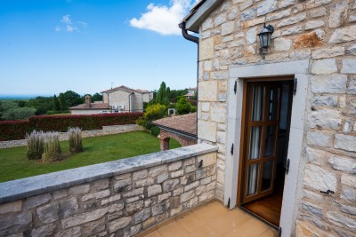 Šarmantna istarska vila s bazenom i uređenim vrtom 25