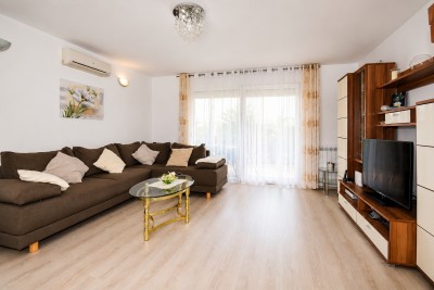 Poreč okolica – krajnja kuća u nizu, vrt i privatnost nadomak mora 5