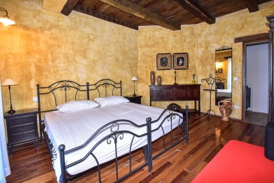 Autentica villa in pietra istriana con vista panoramica 36