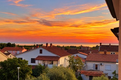 Novigrad – stan s velikom terasom, 500 m od mora 16