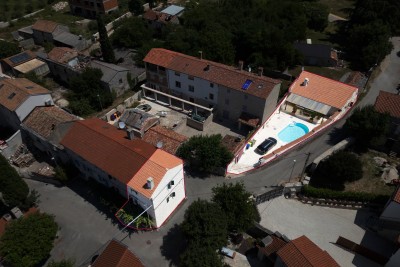 Rovinj area - two renovated stone houses with a pool 27