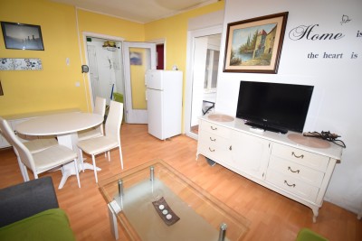 Apartment on the first floor with two bedrooms, 200m from the sea 3