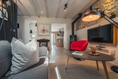 Središnja Istra, Obnovljena kamena vila s bazenom 15