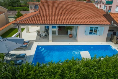 House with swimming pool near Poreč 38