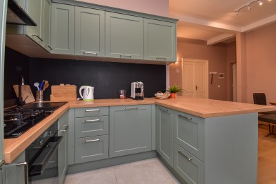 Pula - Appartamento spazioso in un'ottima posizione vicino al centro 9