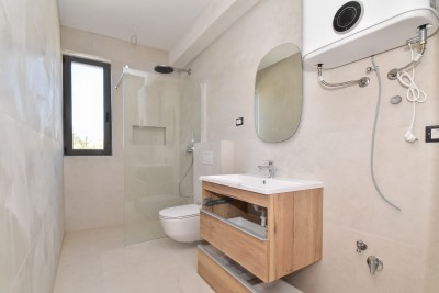 Appartamento al piano terra con ampio cortile 16