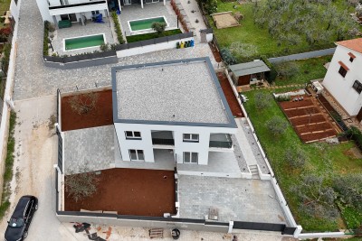 New Haus 3 km grom Poreč 3