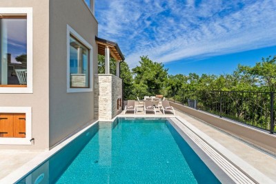 Buje okolica – elegantna kuća s bazenom i panoramskim pogledom 29