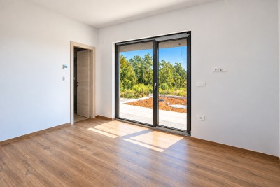 Marčana okolica – Moderna vila s bazenom i pogledom na more 16