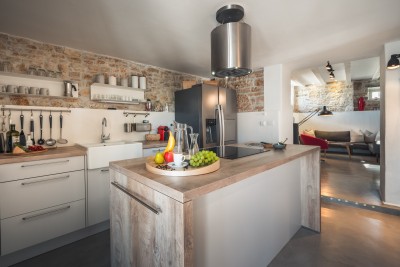 Središnja Istra, Obnovljena kamena vila s bazenom 19