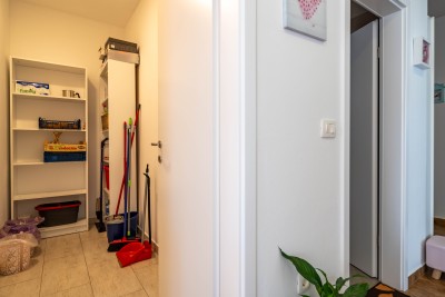 Novigrad, apartment 120m2 with rooftop terrace 500m from the sea 7