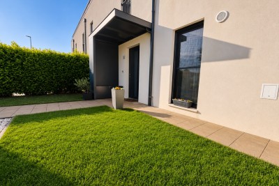 Novigrad – Modern End-Terrace House with Rooftop Terrace and Garden, 500 m from the Sea 15